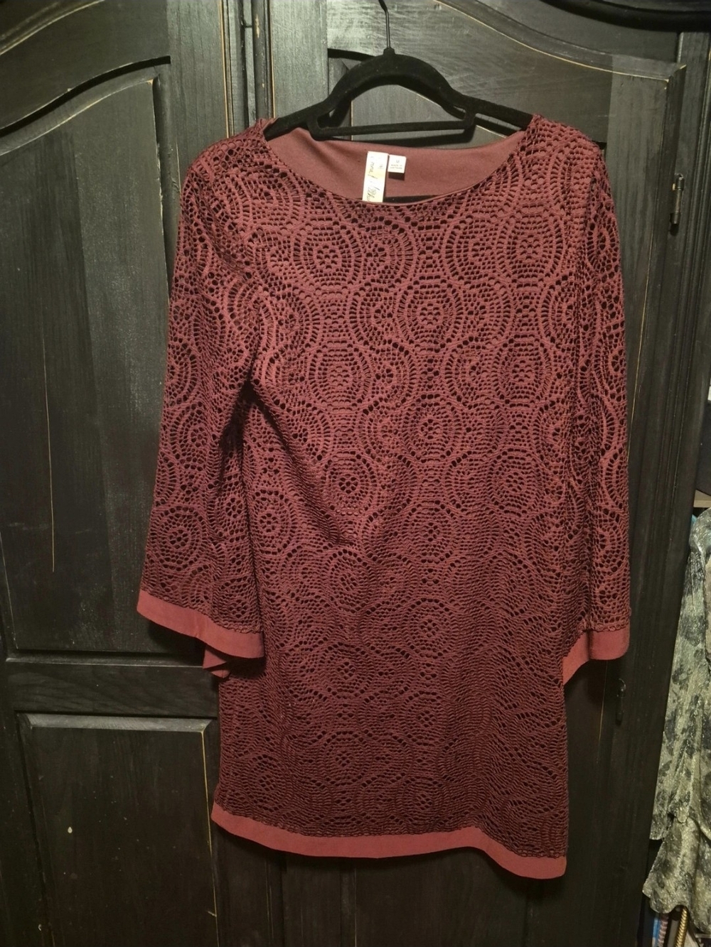 Lace Overlay Midi Dress in Burgundy
